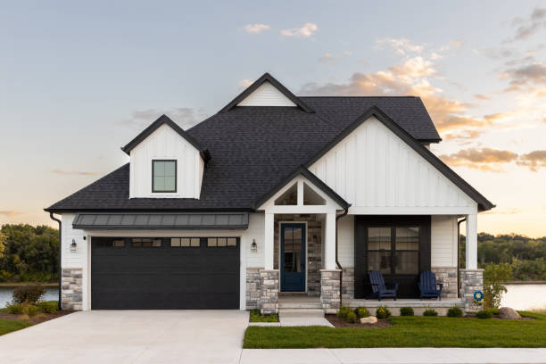 Best Roof Maintenance and Cleaning  in Lake Shore, MN